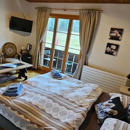 Miramont Horse Trekking Hostel Saicourt ภายนอก รูปภาพ