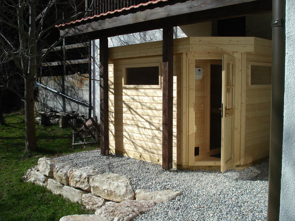 Miramont Horse Trekking Hostel Saicourt ภายนอก รูปภาพ
